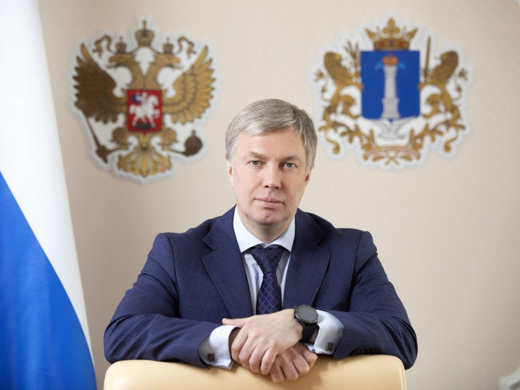 Поздравляем с праздником. Поздравляем с праздником.